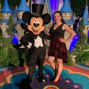 Meet your Posher, Laura